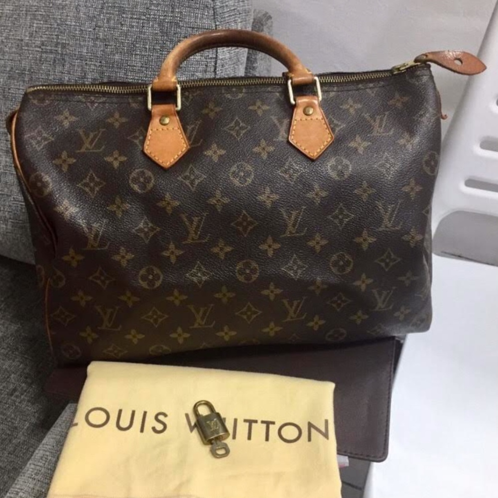 Almost 19-year old Speedy 35 LV (AUTHENTIC)